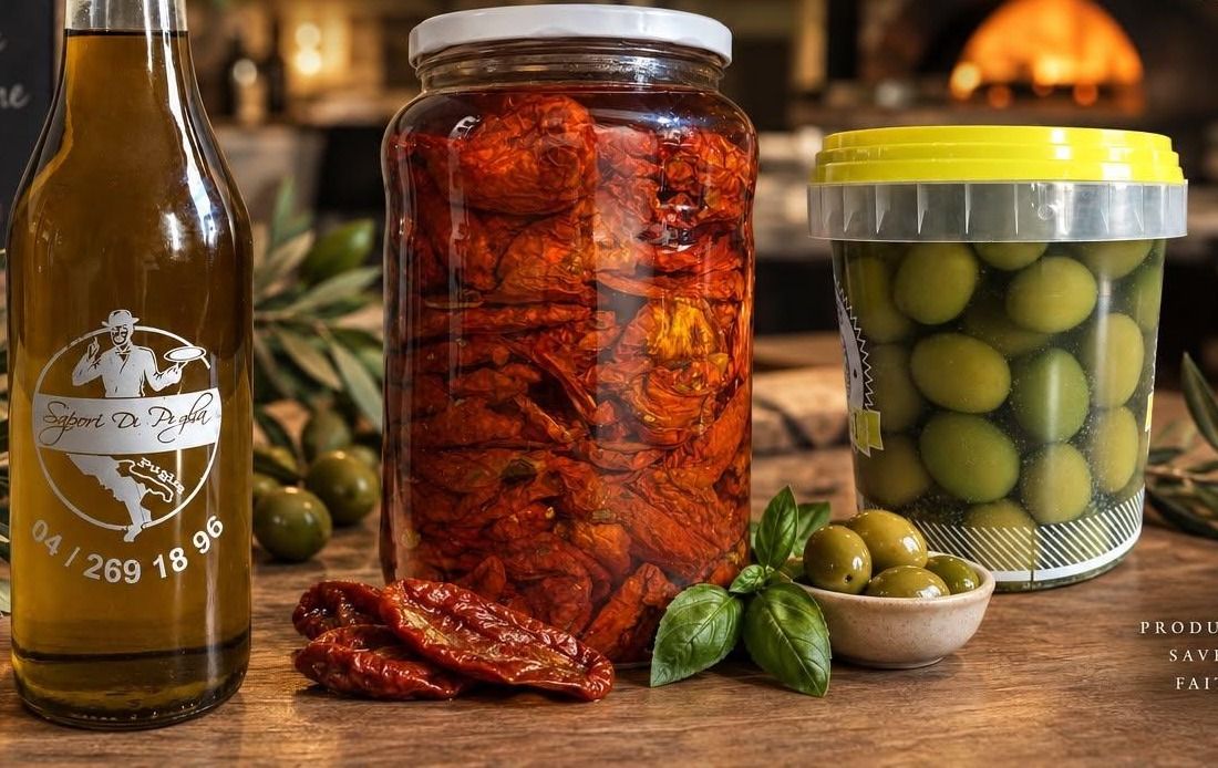 Huile d’olive, tomates séchées et olives venues des Pouilles